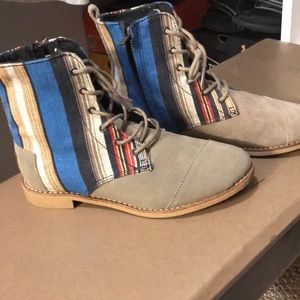 Toms combat boots